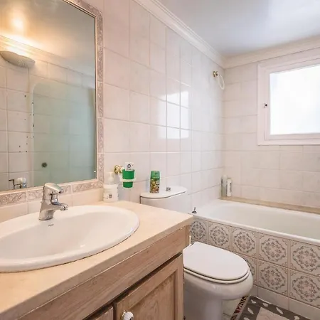 Beautiful In With 2 Bedrooms Daire Tossa de Mar