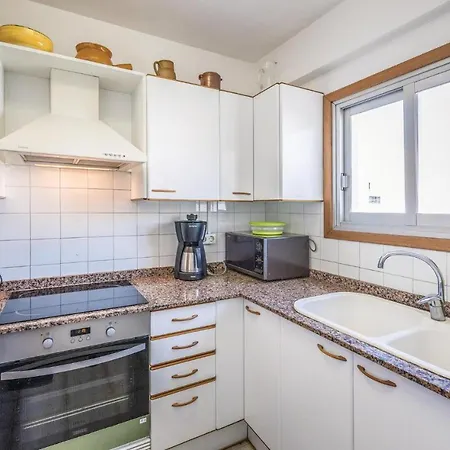 Beautiful In With 2 Bedrooms Tossa de Mar